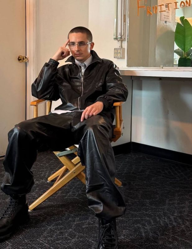 Click to view full size image
==============
02.jpg 02.jpg