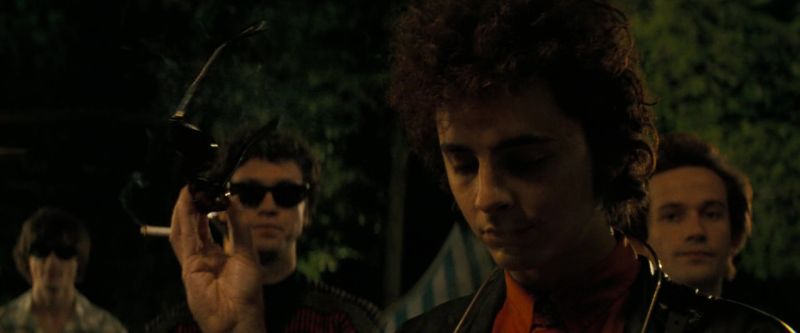 Click to view full size image
==============
acuc_01933.jpg acuc_01933.jpg